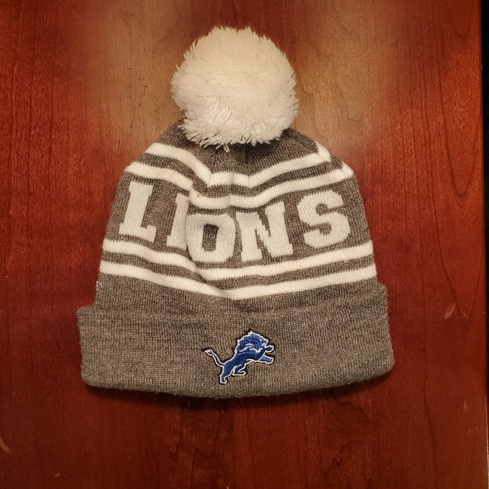 YOUTH Detroit Lions Beanie w/ ball Grey/White